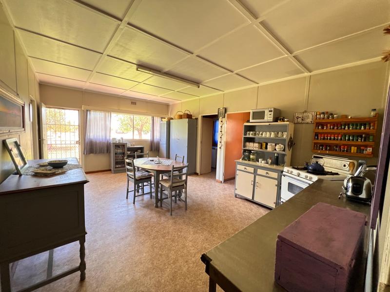 6 Bedroom Property for Sale in Kathu Northern Cape